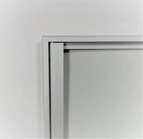 gablota aluminiowa wewnętrzna aluminiowy profil